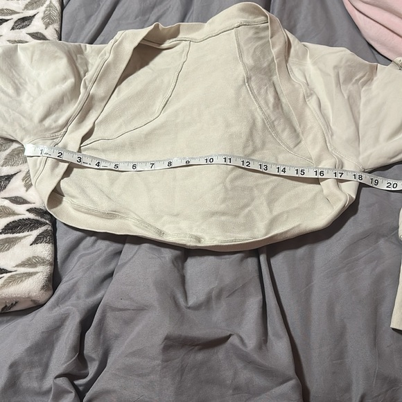 Lululemon shrug bone - Picture 8 of 8